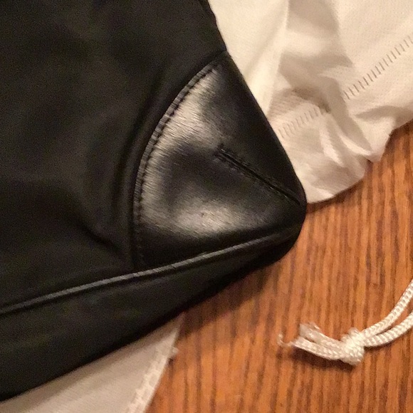 Prada 100% authentic bag - Picture 4 of 8